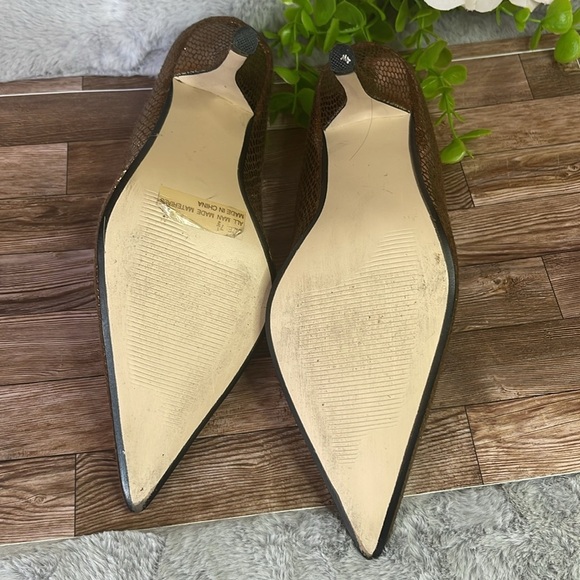 Wild Diva Bronze Textured Heels - Picture 4 of 9